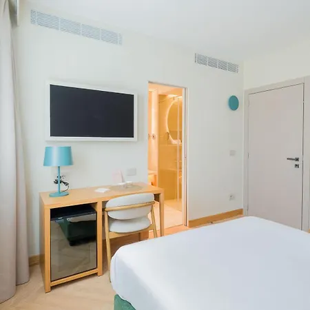 Hotel San Vito & 4*