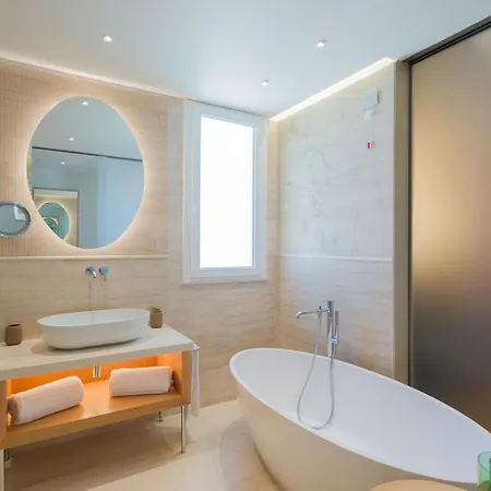 San Vito & Hotel 4*